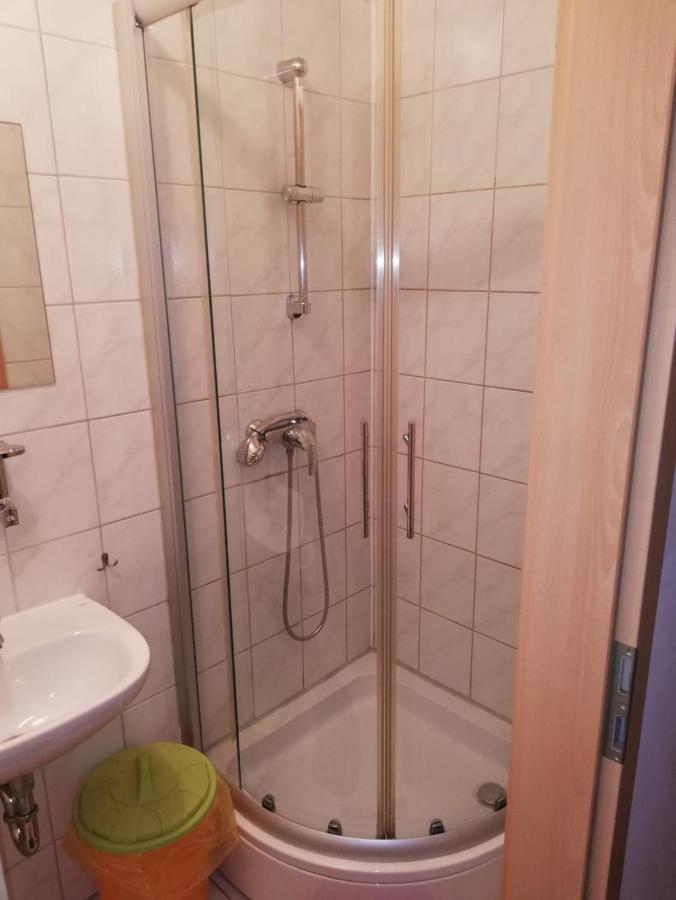 Pension Feldschloessl Ingolstadt Bagian luar foto